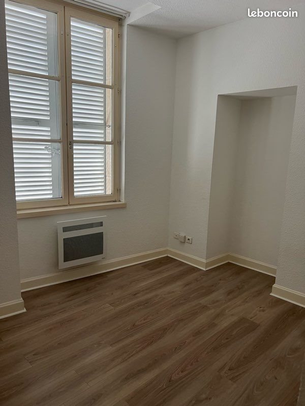 Appartement à louer, 22m², Dole