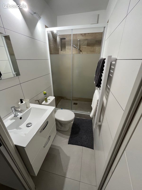 Appartement à louer, 24m², Solliès-Pont