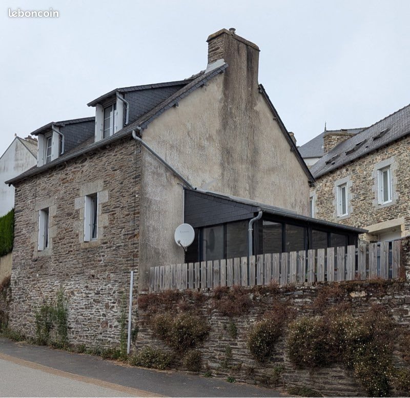 Maison à louer, 63m², Uzel