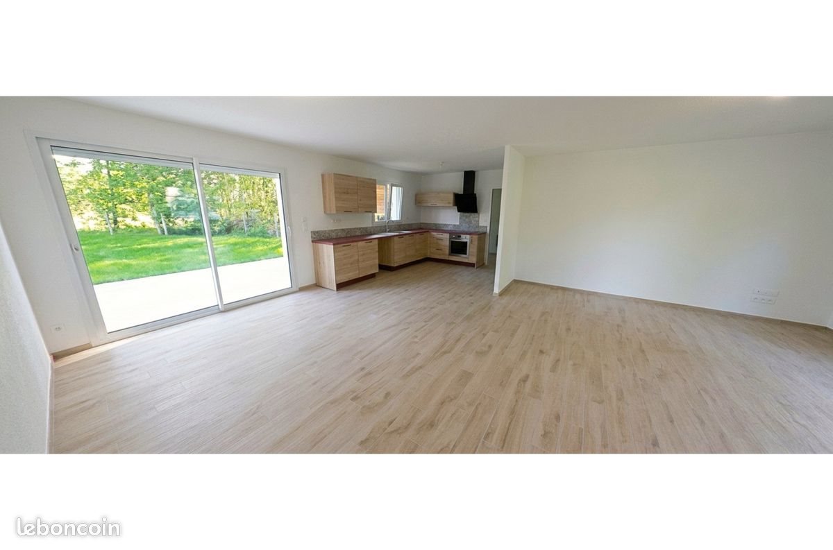 Maison à louer, 106m², Avoine