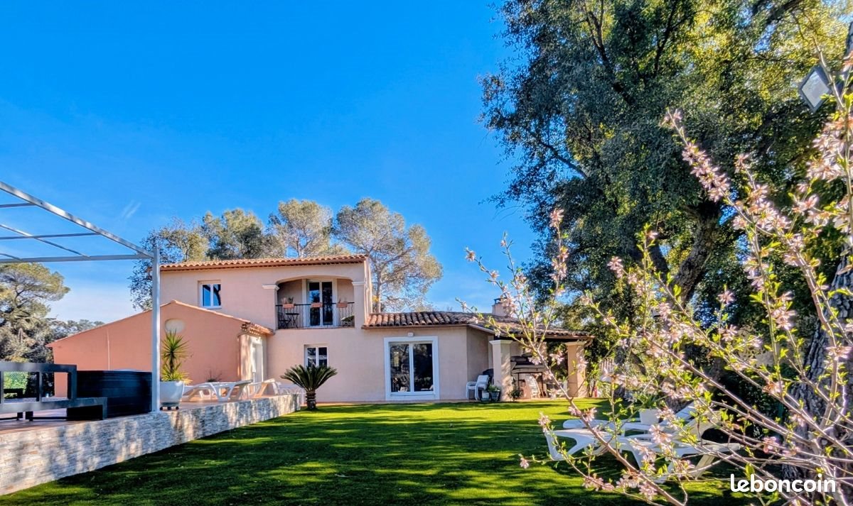 Maison à vendre, 120m², Saint-Raphaël