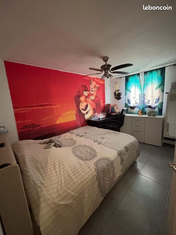 Appartement à louer, 60m², Eyguières