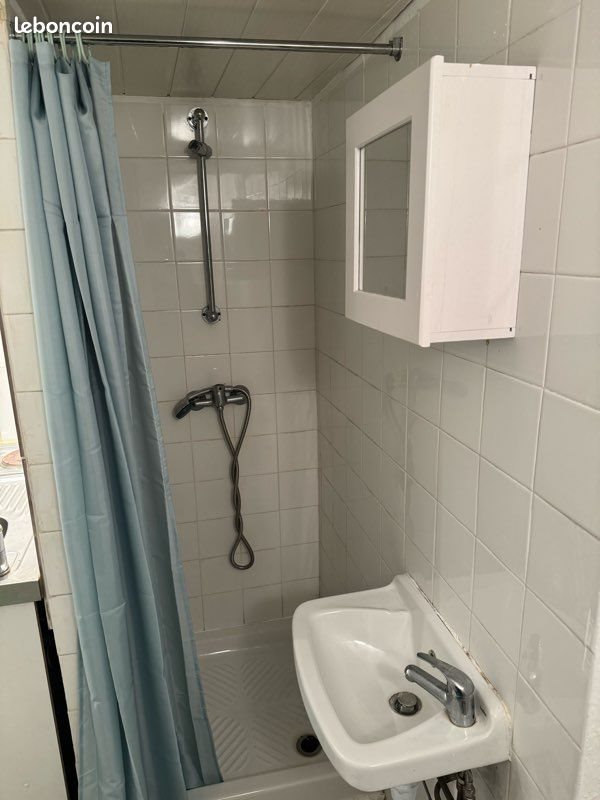 Appartement à louer, 16m², Vallauris