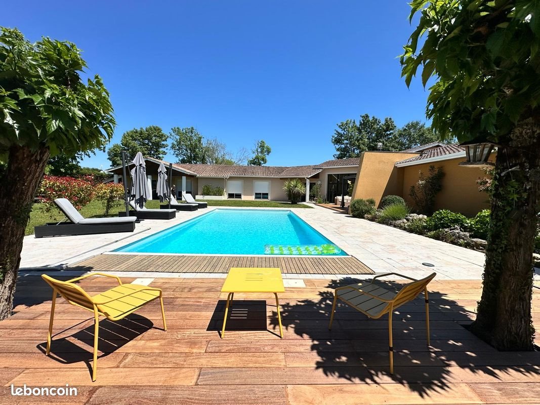 Maison à vendre, 260m², La Brède