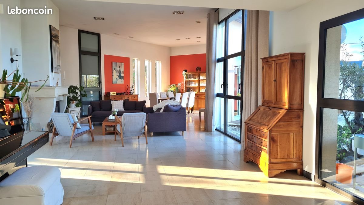 Maison à vendre, 260m², La Brède