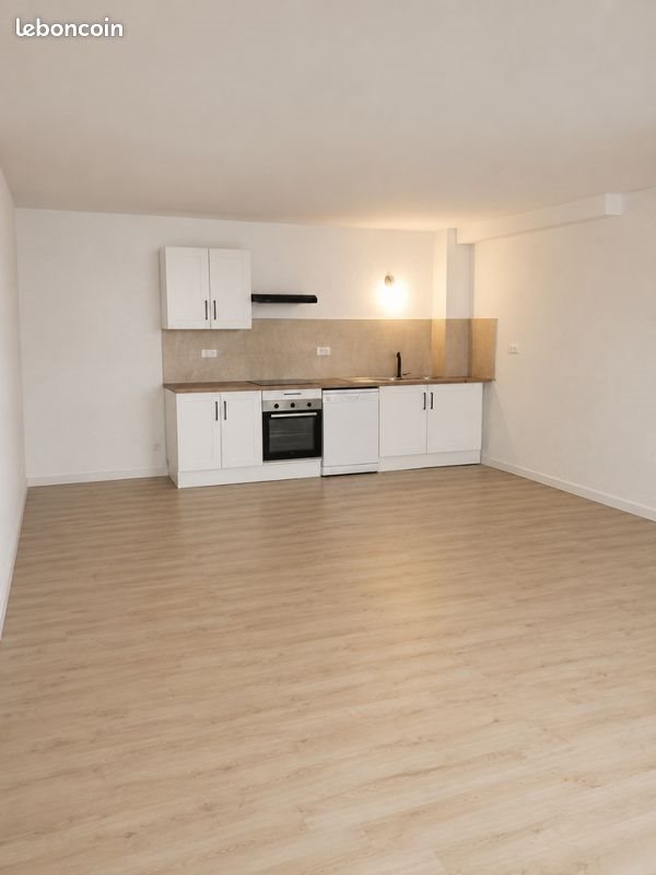 Maison à louer, 72m², Badens