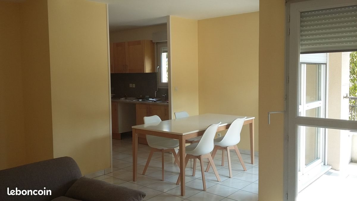 Appartement à louer, 71m², Saint-Priest