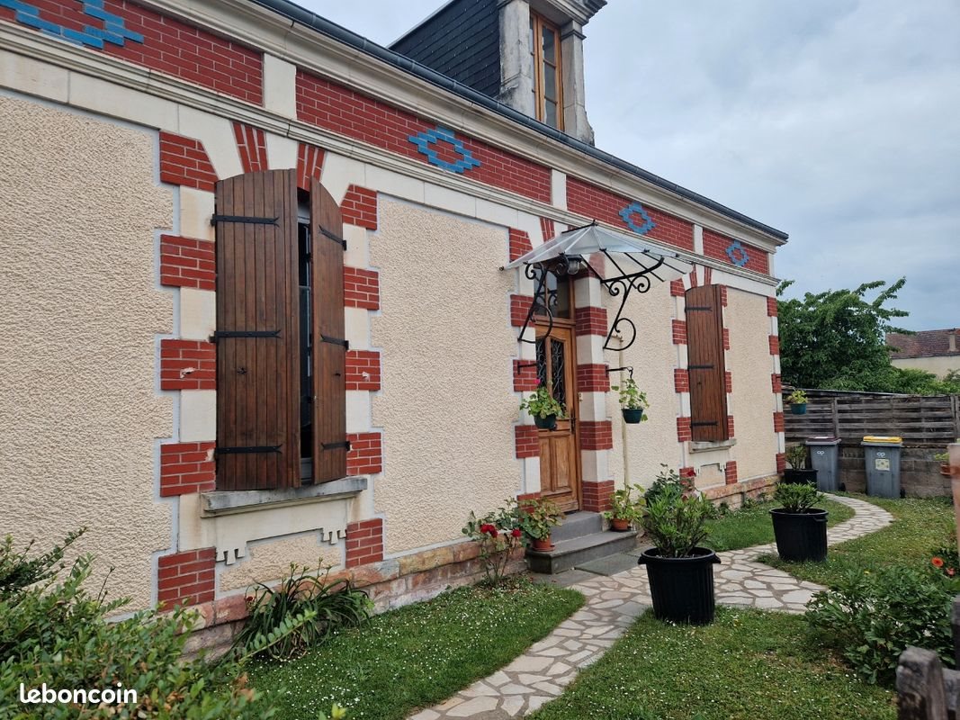 Maison à vendre, 150m², Vallon-en-Sully