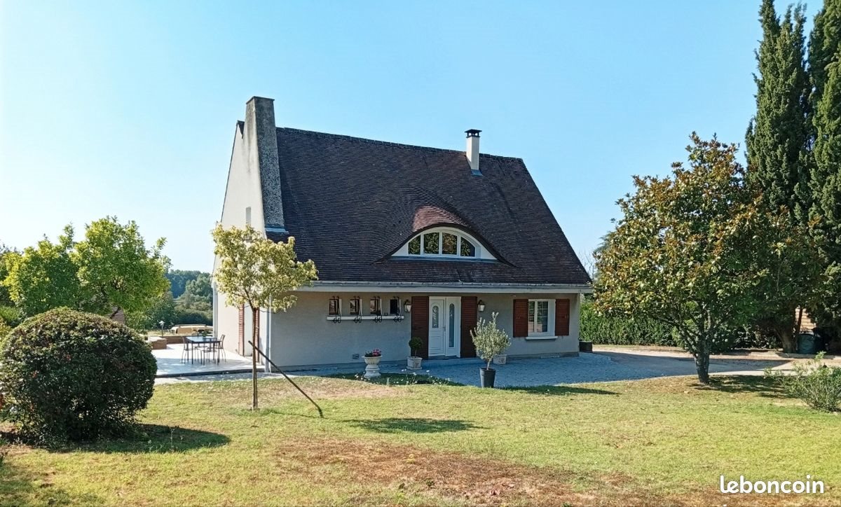 Maison à vendre, 130m², Tavers