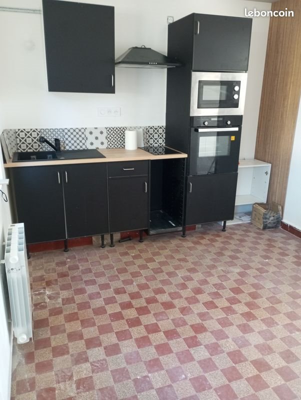 Maison à louer, 50m², Rânes