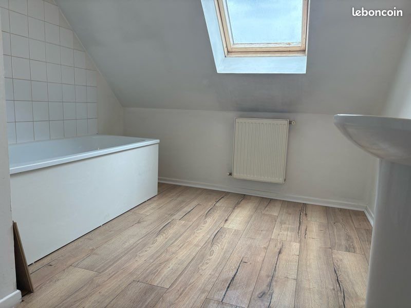 Appartement à louer, 120m², Saint-Amand-les-Eaux