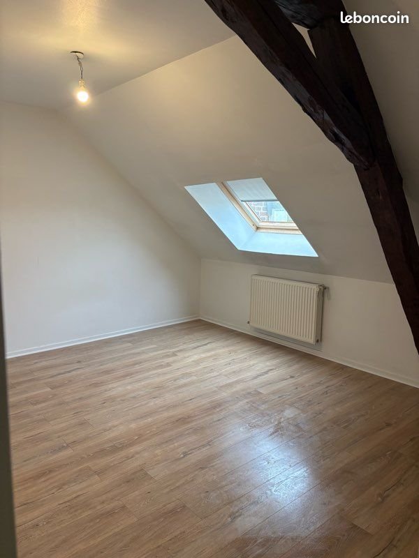 Appartement à louer, 120m², Saint-Amand-les-Eaux