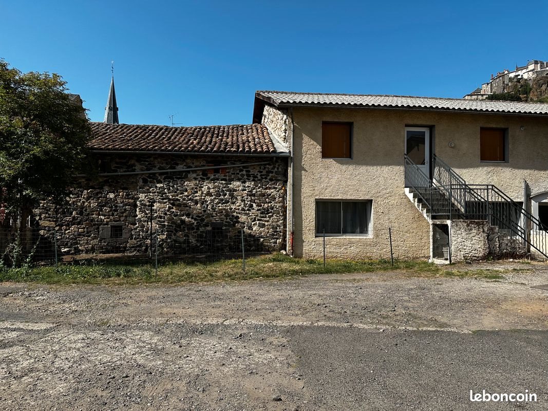 Appartement à louer, 85m², Saint-Flour