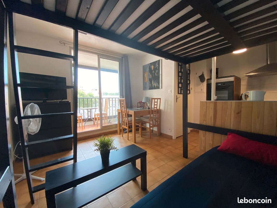Appartement à louer, 21m², Sausset-les-Pins