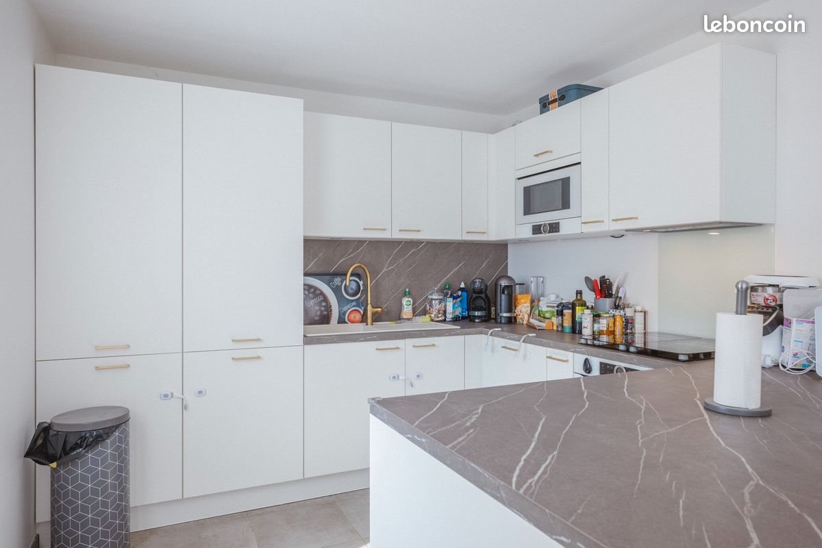 Appartement à louer, 82m², Sainte-Foy-d'Aigrefeuille