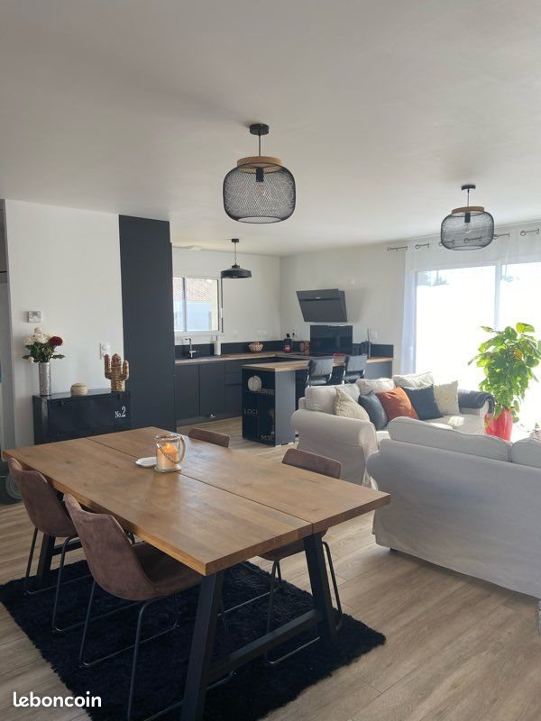 Maison à vendre, 90m², Soulignonne