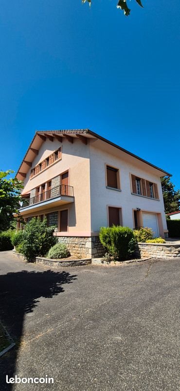 Maison à vendre, 320m², Clairvaux-les-Lacs