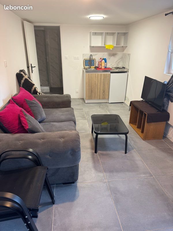Appartement à louer, 22m², Saint-Prix