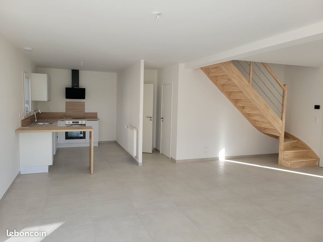 Maison à louer, 102m², Romillé