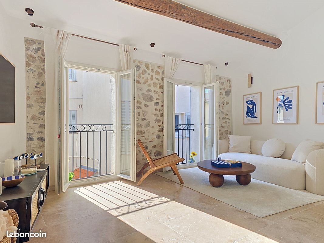Maison à louer, 100m², Antibes