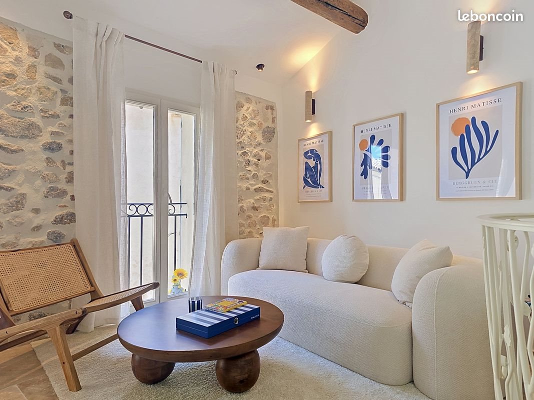 Maison à louer, 100m², Antibes