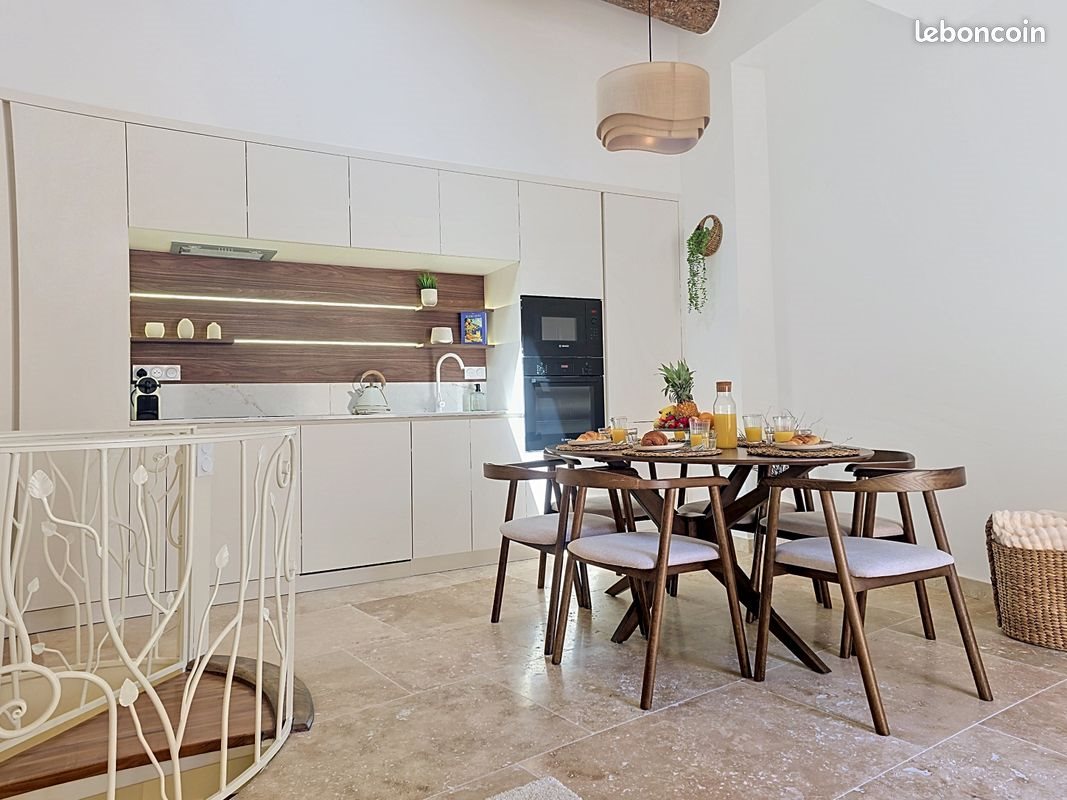 Maison à louer, 100m², Antibes