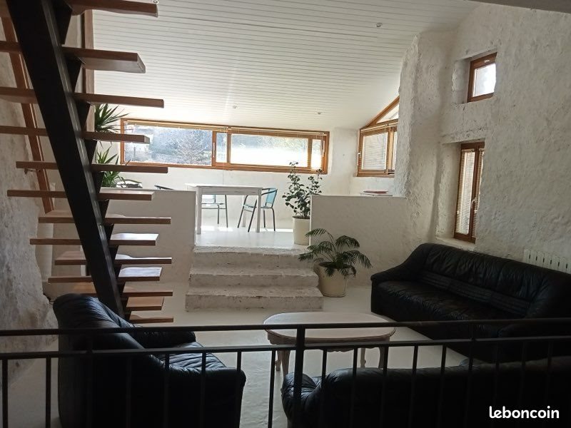 Appartement à louer, 160m², Privas