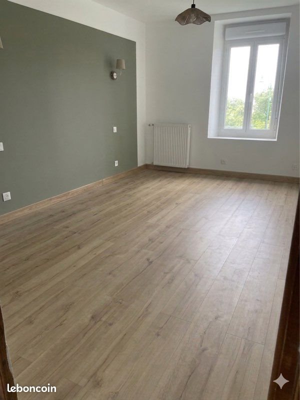 Maison à louer, 85m², Saint-Just-Sauvage