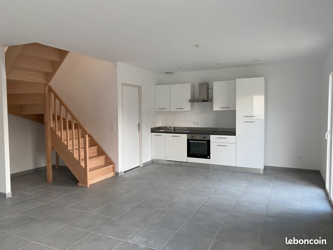 Maison à louer, 85m², Vayres