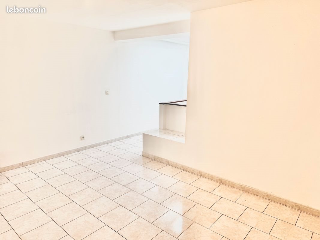 Appartement à louer, 43m², Douai