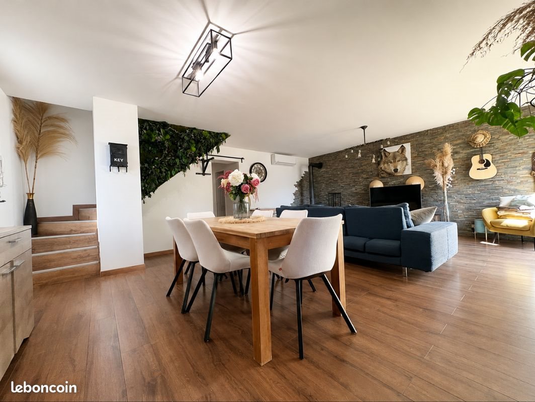Maison à vendre, 101m², Cuges-les-Pins