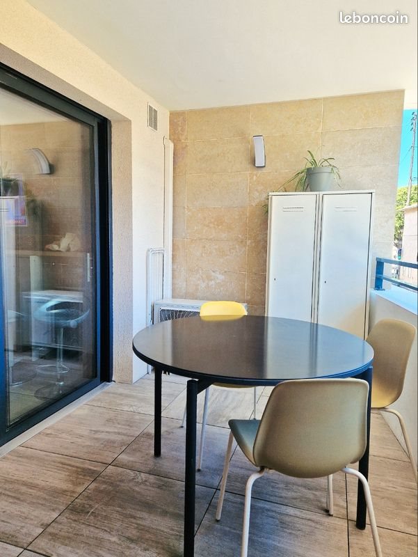 Appartement à louer, 44m², Marseille 8ème