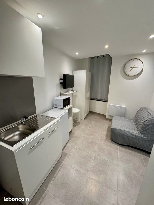 Appartement à louer, 16m², Istres