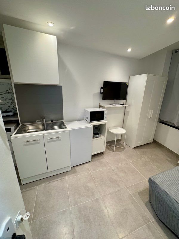 Appartement à louer, 16m², Istres