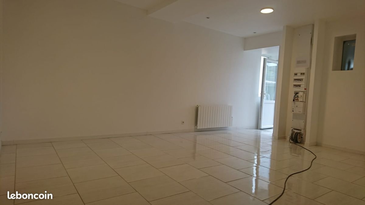 Appartement à louer, 53m², Vinneuf