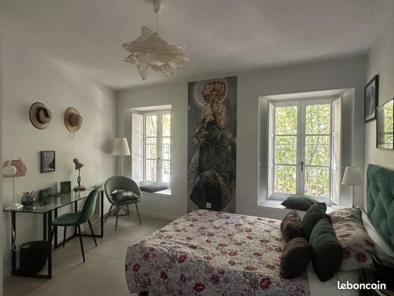 Appartement à louer, 142m², Aubenas