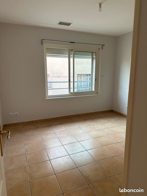 Appartement à louer, 72m², Maraussan