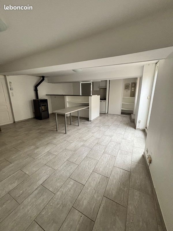 Maison à louer, 75m², Paillet