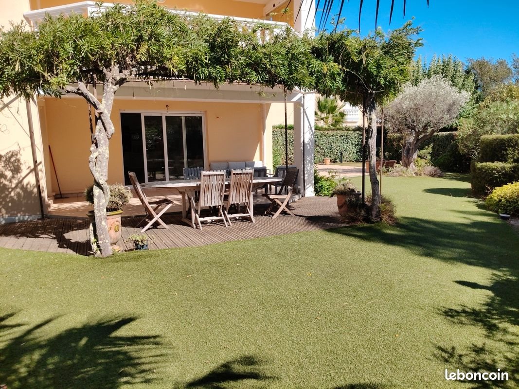 Appartement à louer, 83m², Saint-Raphaël