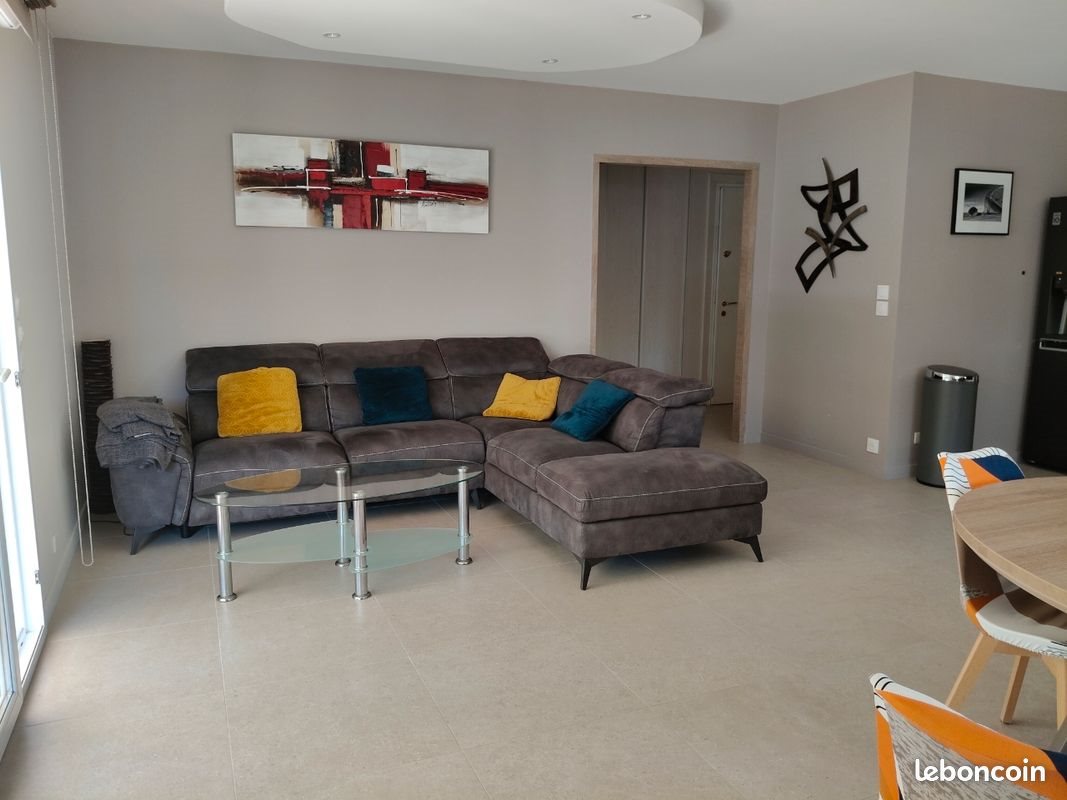 Appartement à louer, 83m², Saint-Raphaël