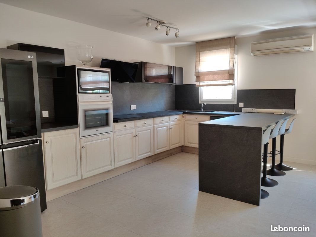 Appartement à louer, 83m², Saint-Raphaël