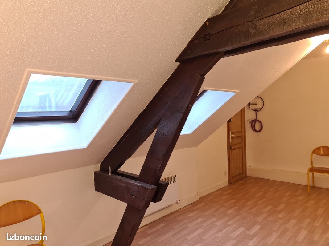 Appartement à louer, 20m², Saint-Quentin