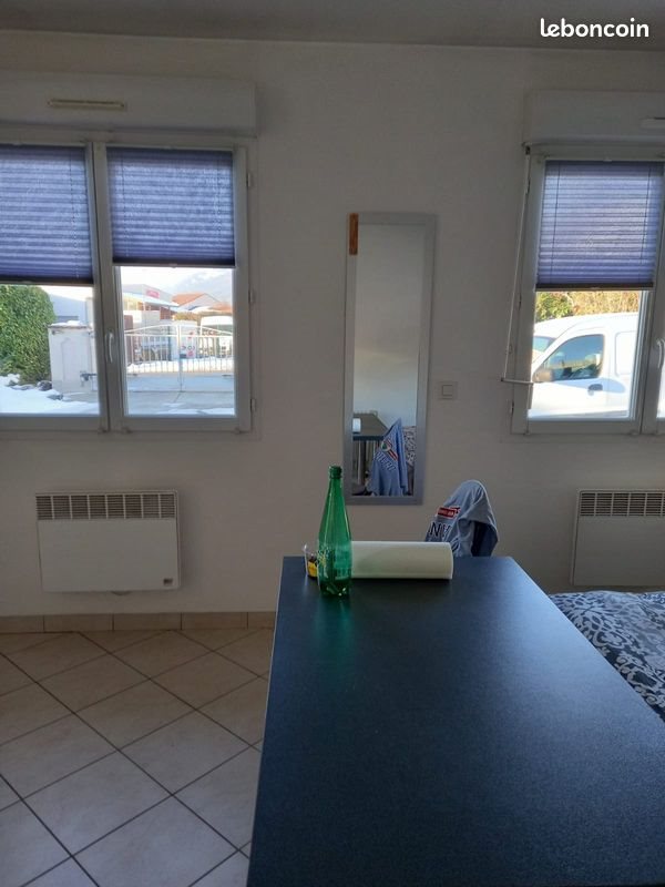 Appartement à louer, 28m², Gex