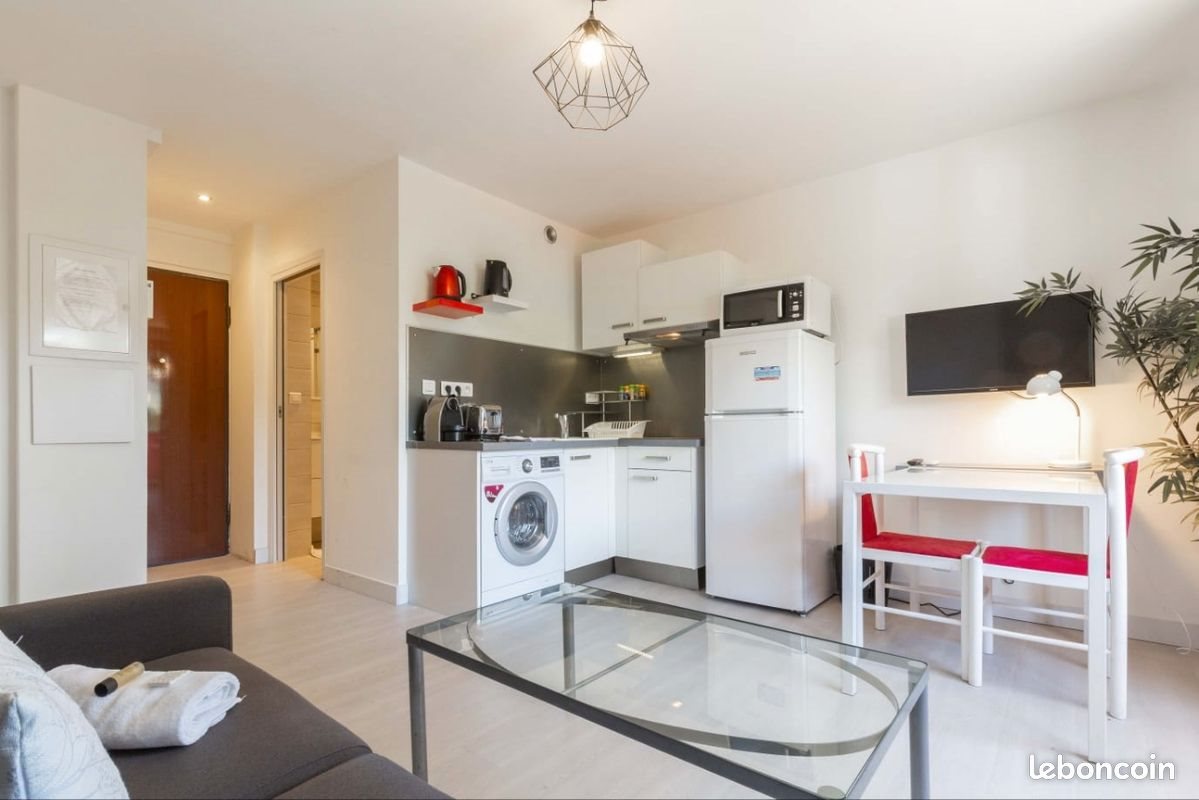 Appartement à louer, 22m², Antibes