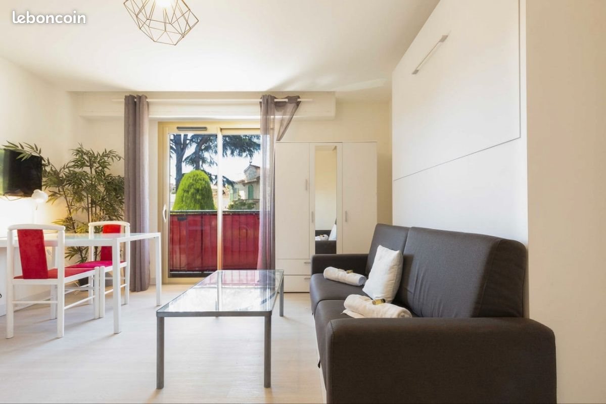Appartement à louer, 22m², Antibes