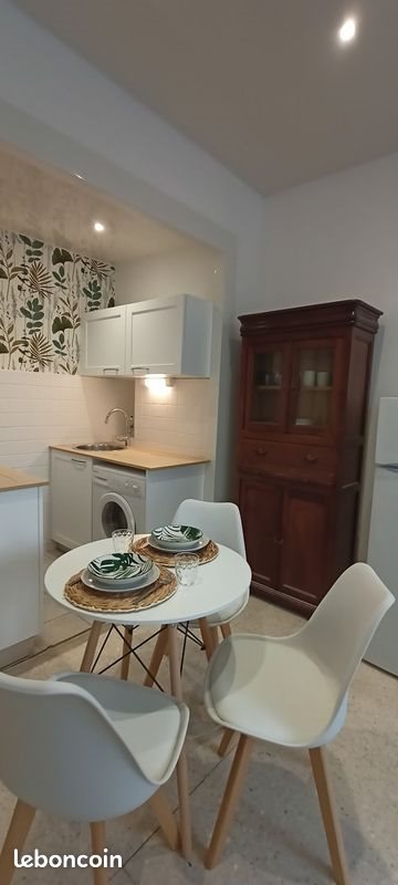 Appartement à louer, 40m², Millau