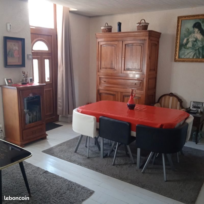 Maison à vendre, 97m², Bézenet