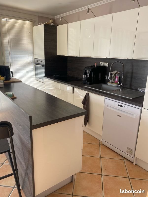 Appartement à vendre, 76m², Aubagne