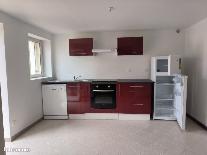 Maison à louer, 80m², Boussac