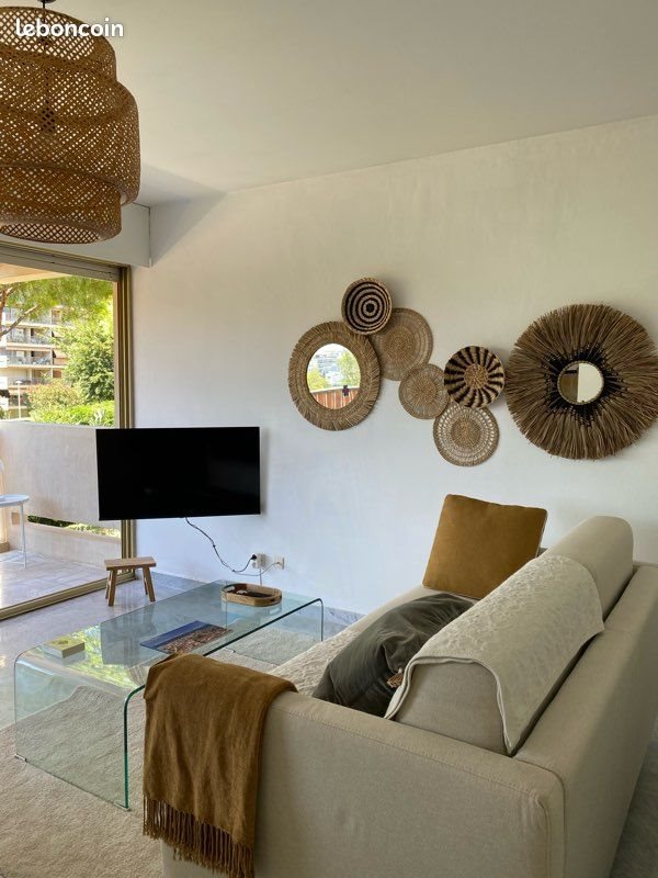 Appartement à louer, 35m², Antibes